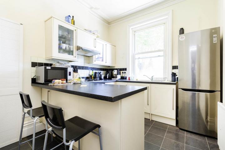 Large Sharers Apartment Finchley Road, Hampstead